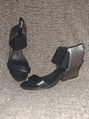 UNITED NUDE-Raila Mid-Black/Silver Metallic-Elastic Band Heels-Sz 38-Excellent